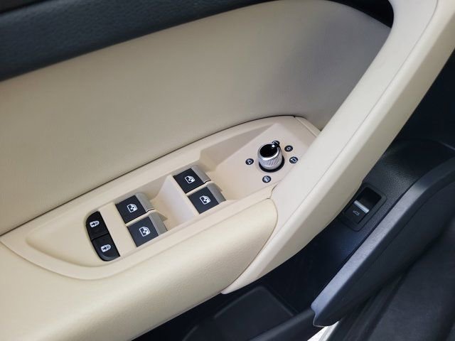 Certified 2023 Audi Q5 2.0T Premium w/ Convenience Package image 19