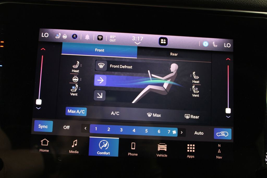 Used 2024 Jeep Wagoneer Series III image 33