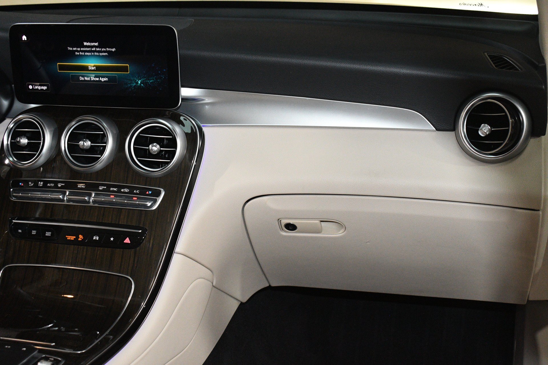 Used 2022 Mercedes-Benz GLC 300 image 24