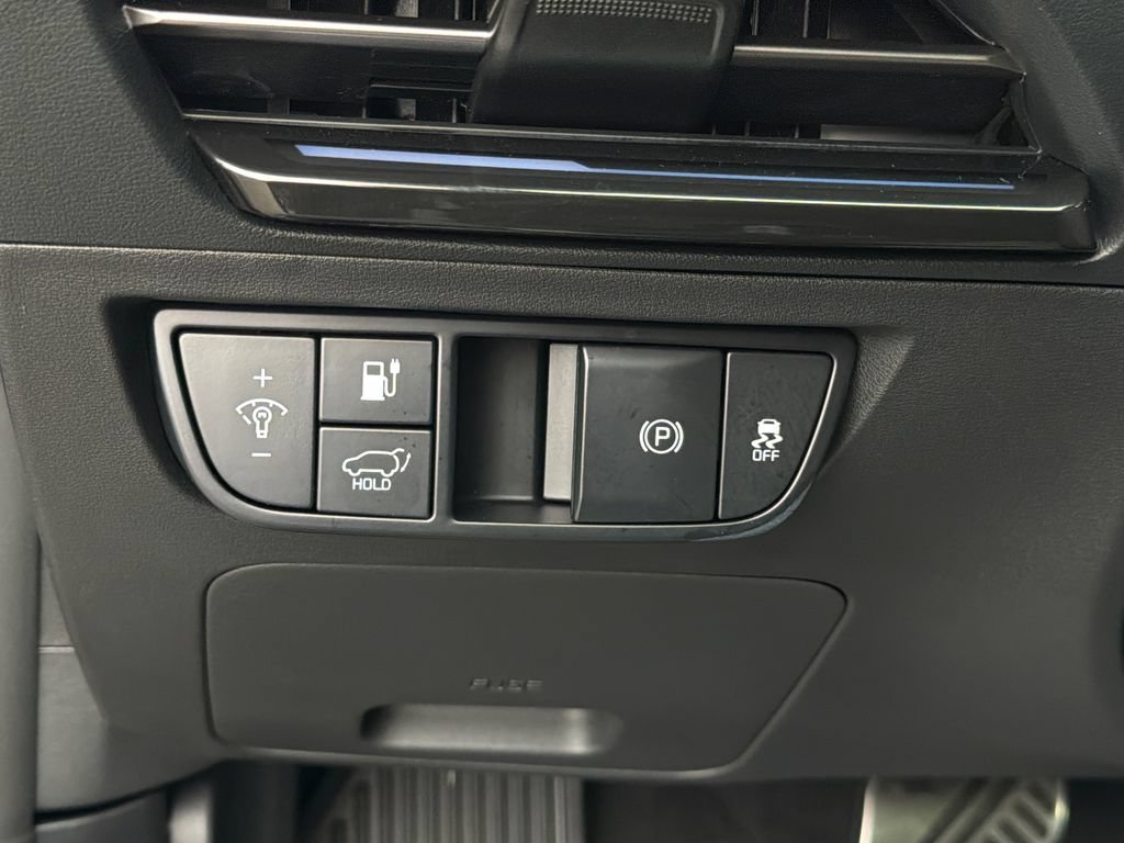 Certified 2025 Kia EV6 GT-Line AWD/4WD image 25