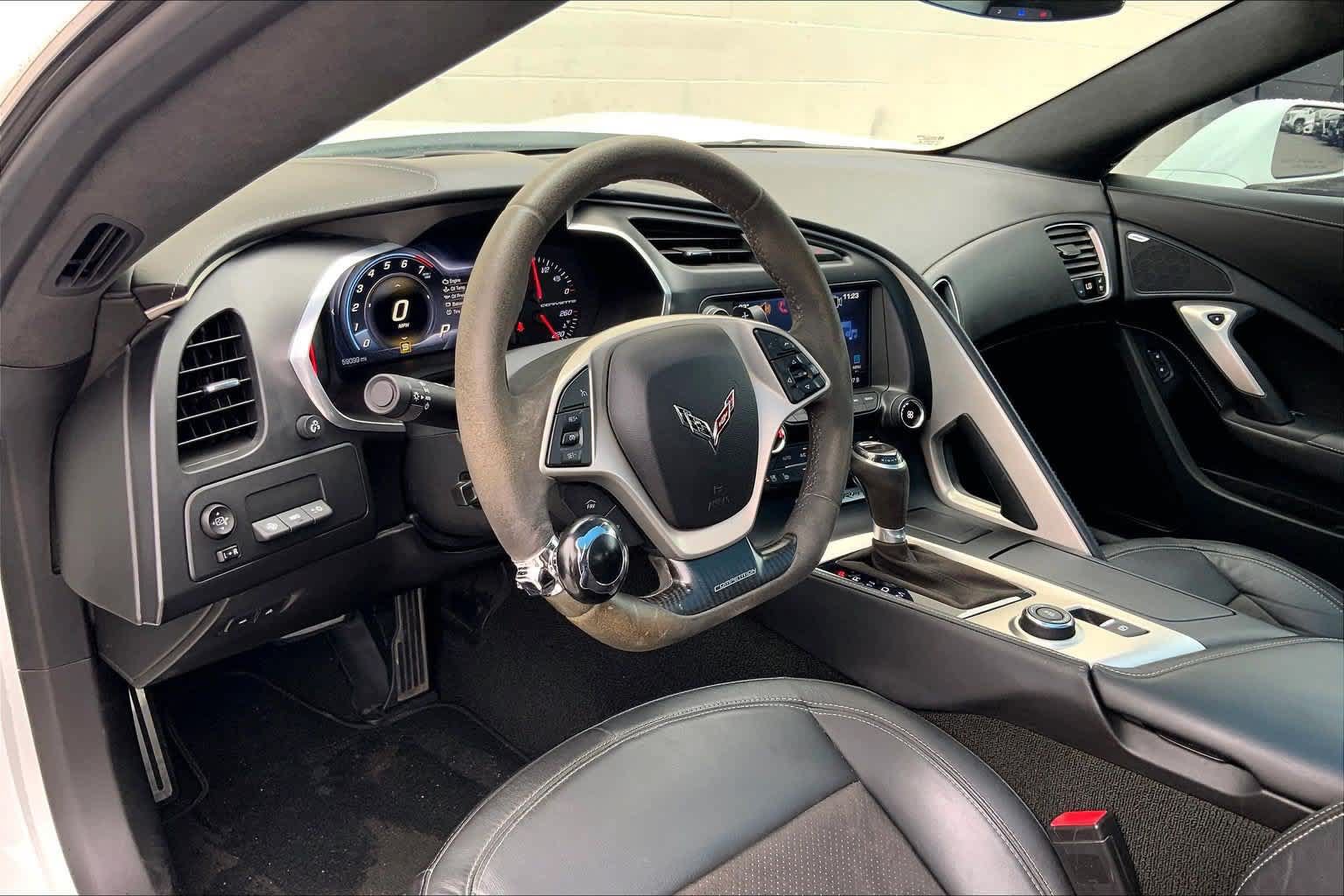 Used 2016 Chevrolet Corvette Stingray Coupe w/ 3LT Preferred Equipment Group RWD image 2