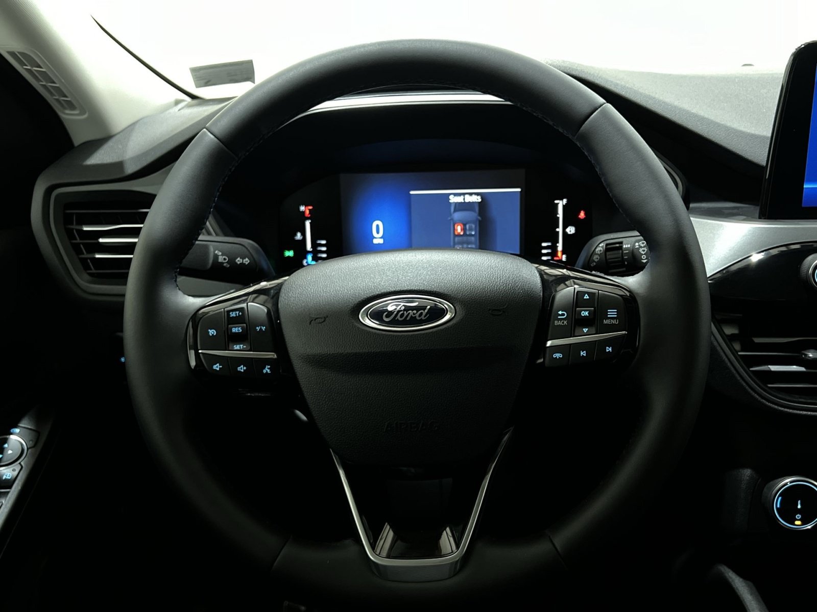 Used 2024 Ford Escape Active w/ Cold Weather Package FWD image 30