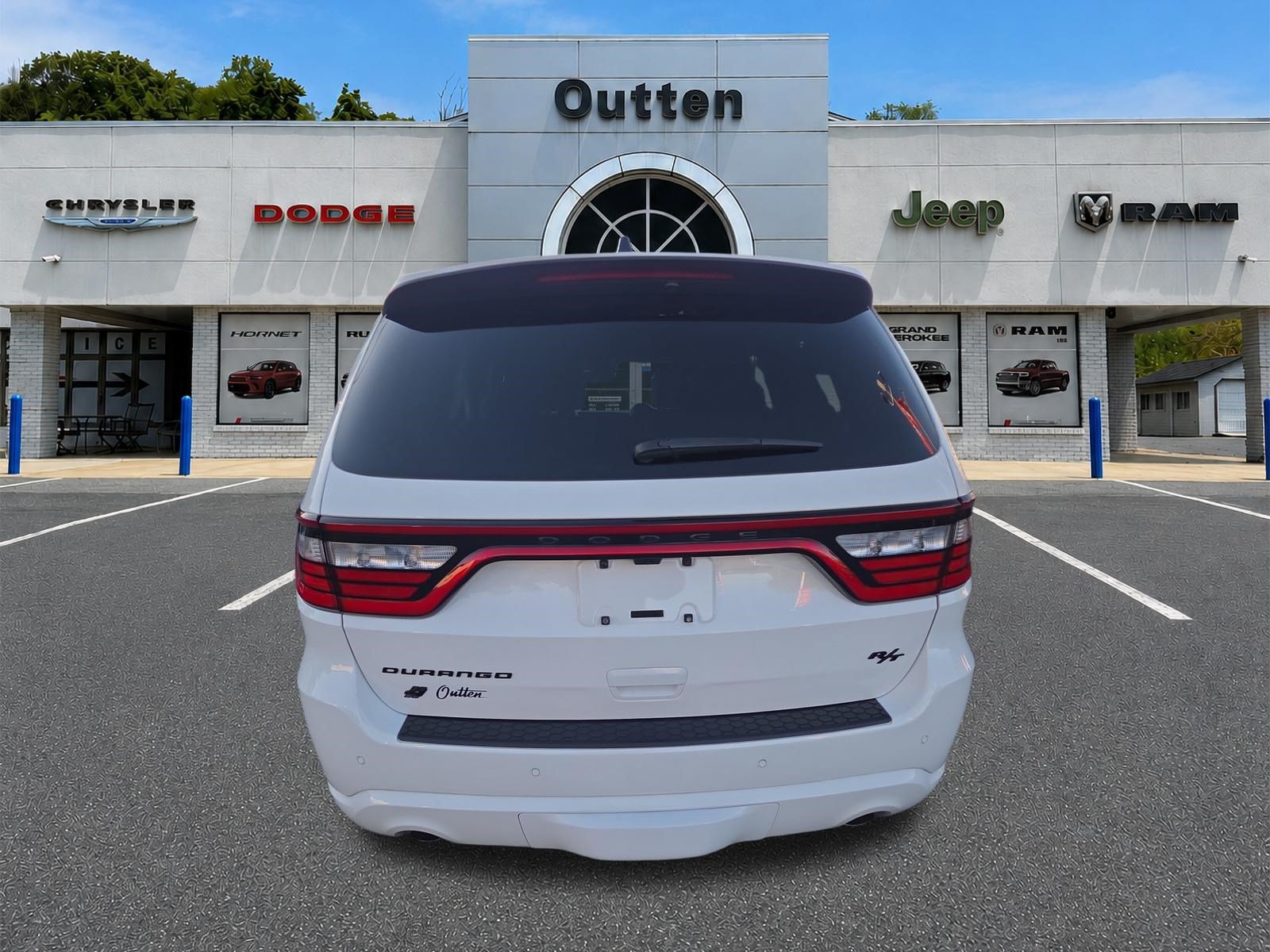 Used 2023 Dodge Durango R/T AWD/4WD image 5