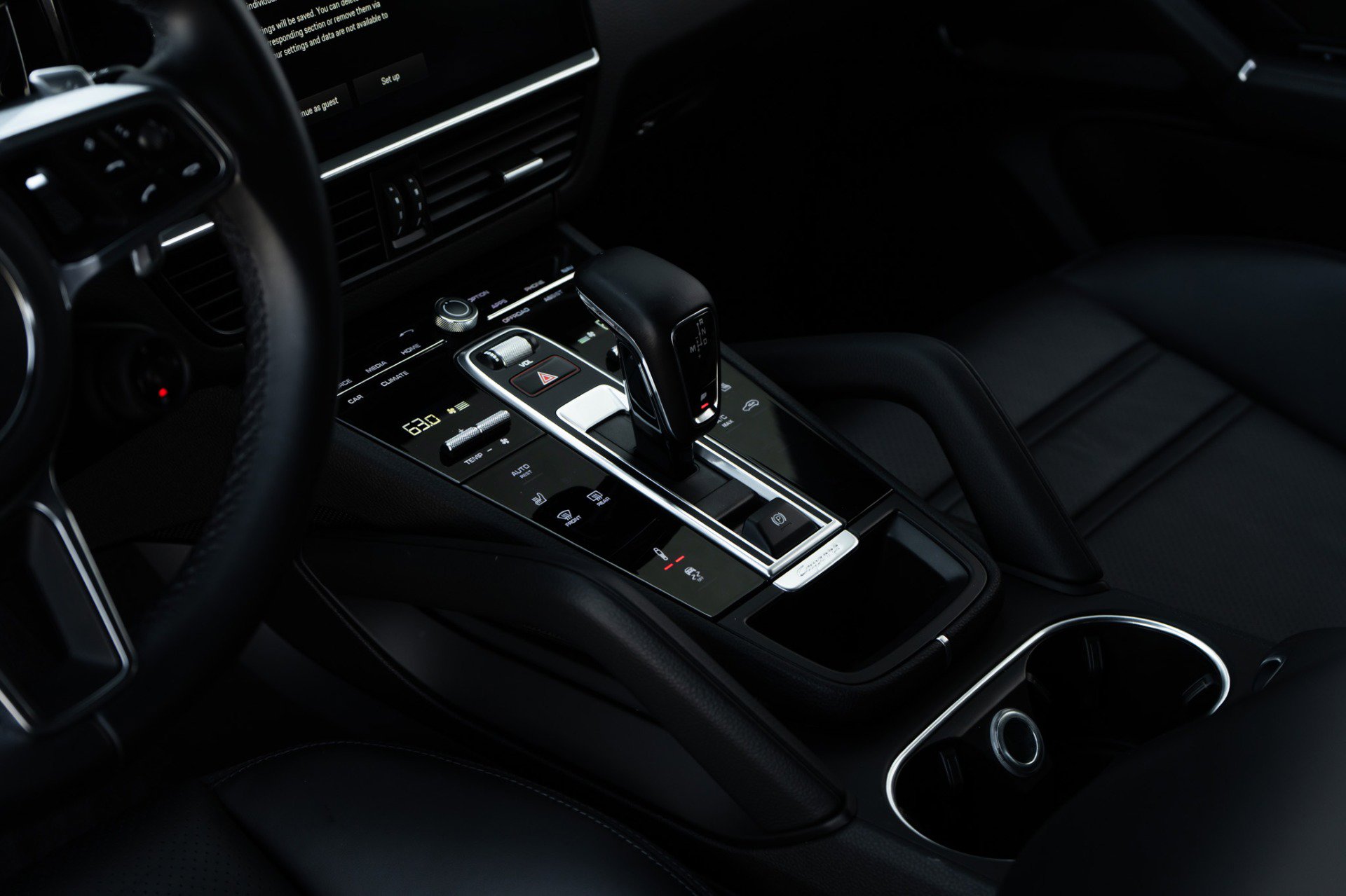 Used 2023 Porsche Cayenne Platinum Edition AWD/4WD image 19