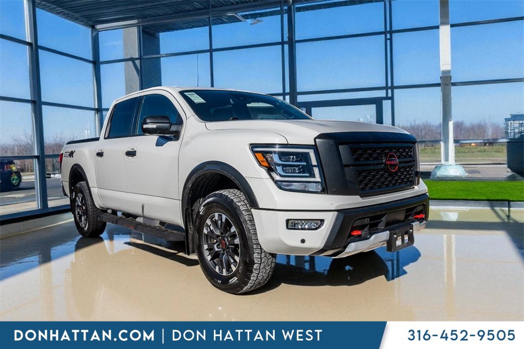 Used 2023 Nissan Titan PRO-4X w/ Pro-4x Convenience Package image 30