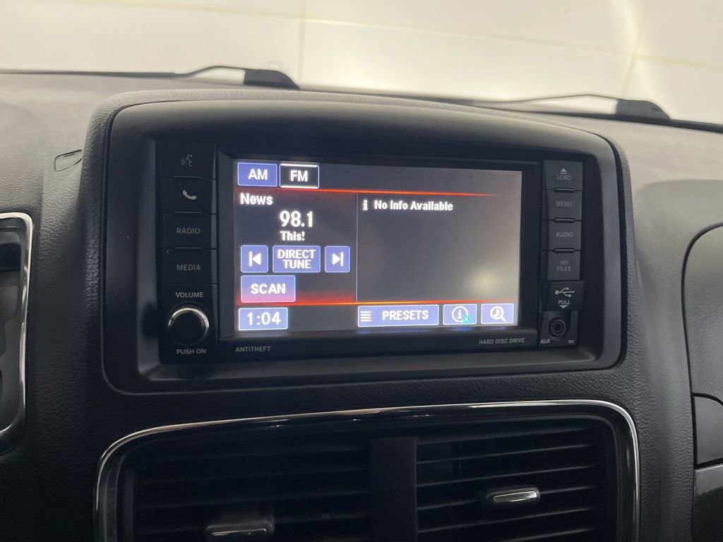 Used 2018 Dodge Grand Caravan SE FWD image 57