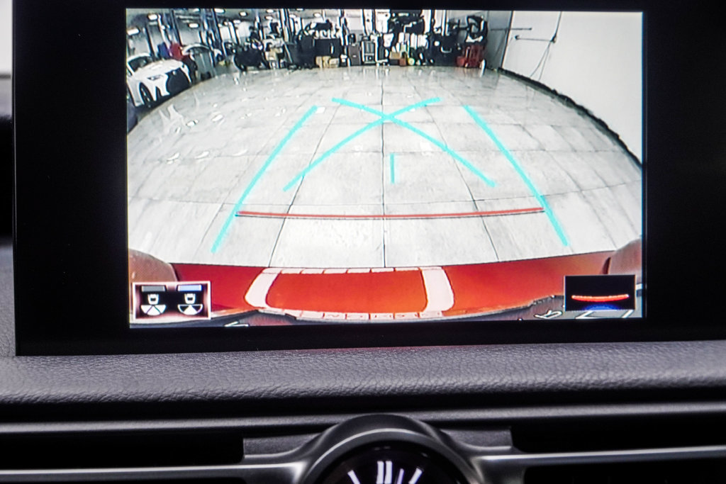 Used 2024 Lexus IS 350 F Sport RWD image 32