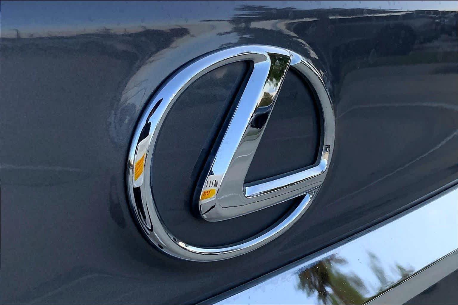 Used 2018 Lexus ES 350 w/ Premier Package FWD image 30