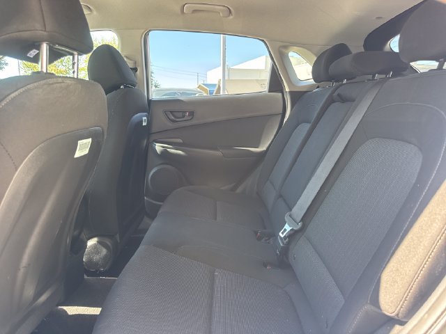 Used 2023 Hyundai Kona SEL FWD image 11