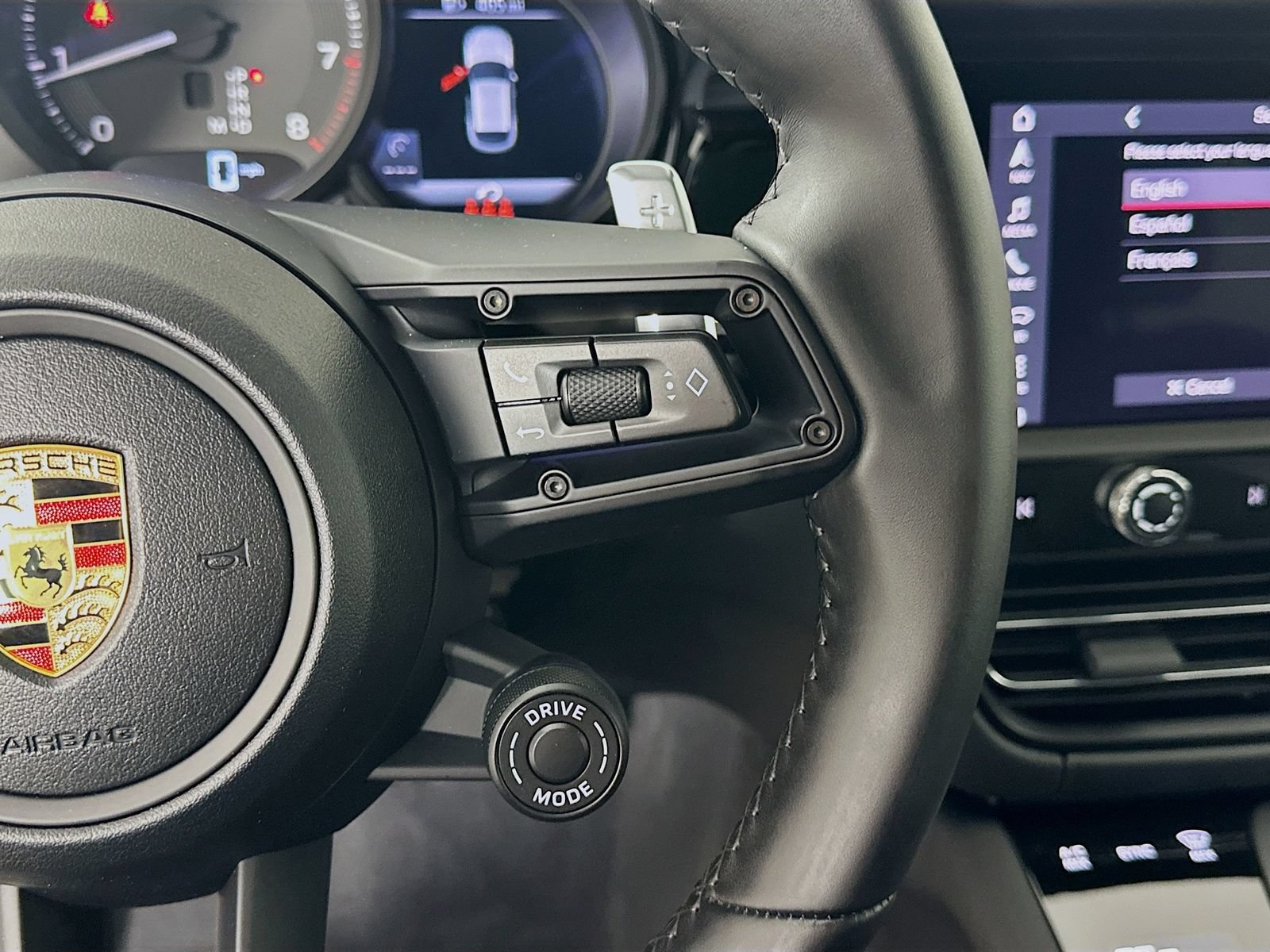 New 2026 Porsche Macan Turbo AWD/4WD image 19