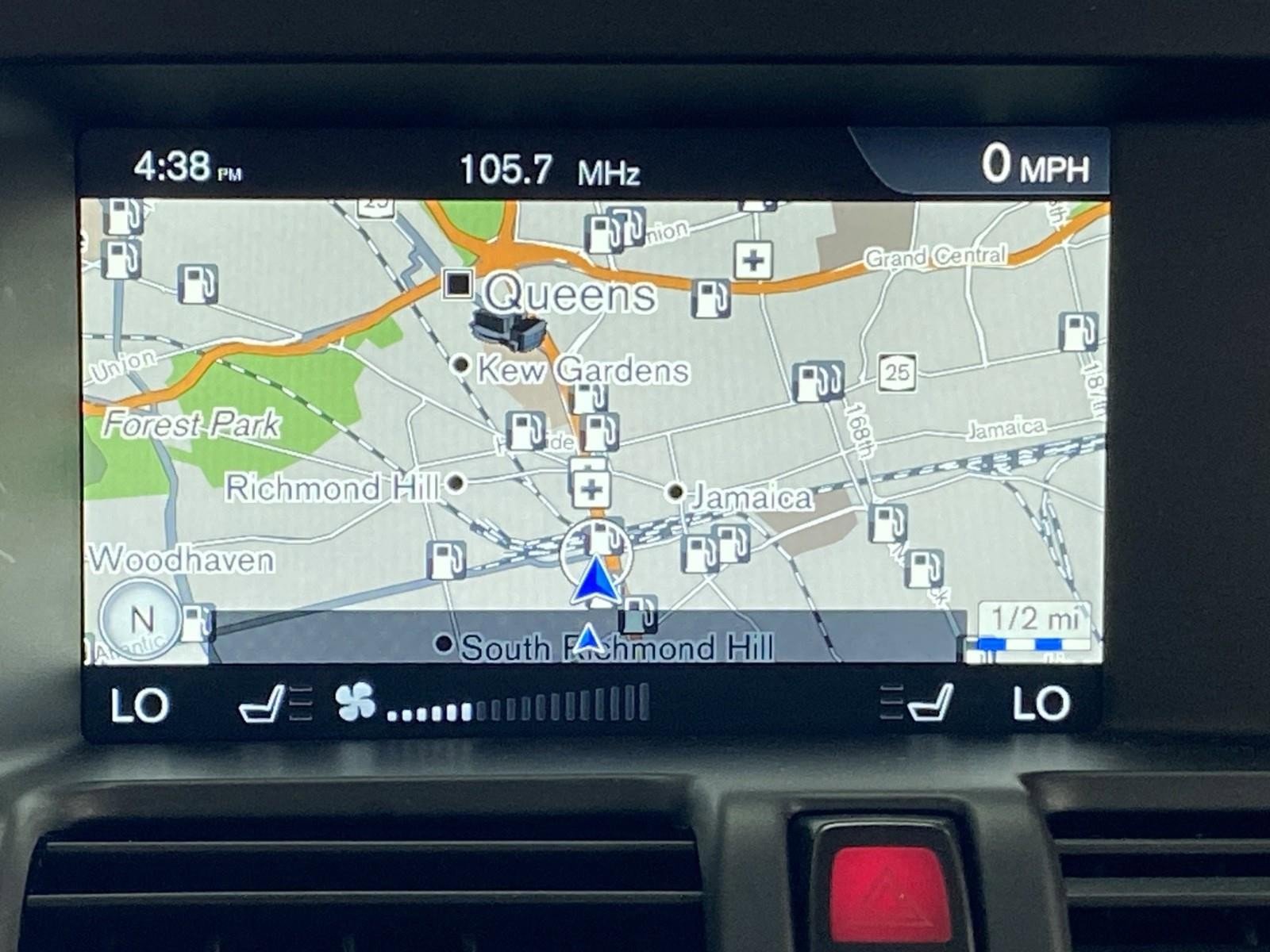 Used 2016 Volvo XC60 T5 Platinum w/ Climate Package image 32