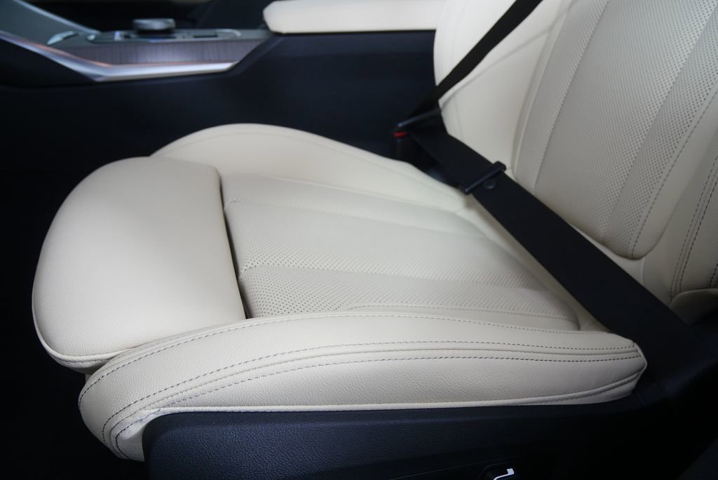 New 2026 BMW i4 eDrive40 w/ Premium Package image 10