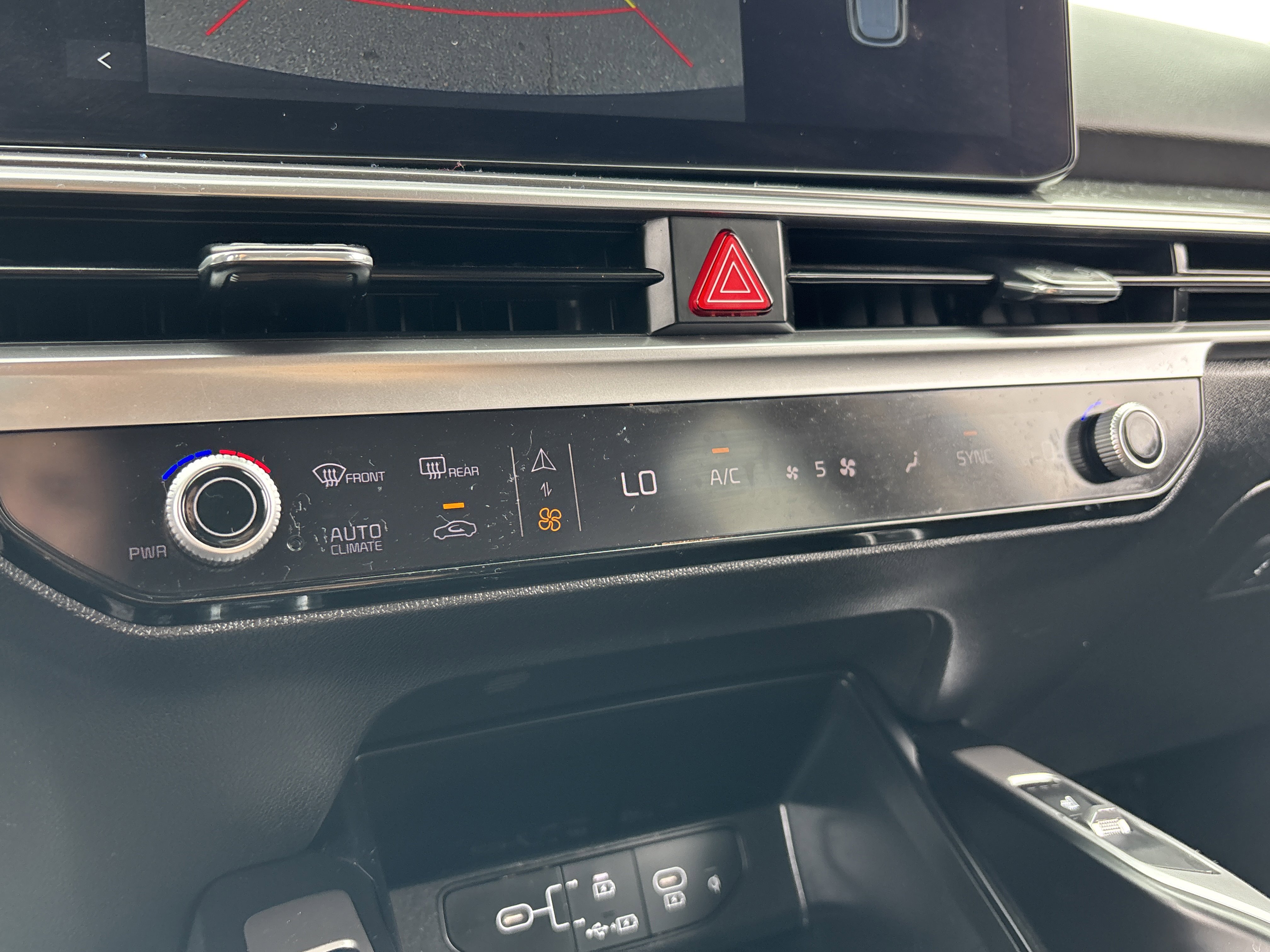 Certified 2024 Kia Sorento S AWD/4WD image 23