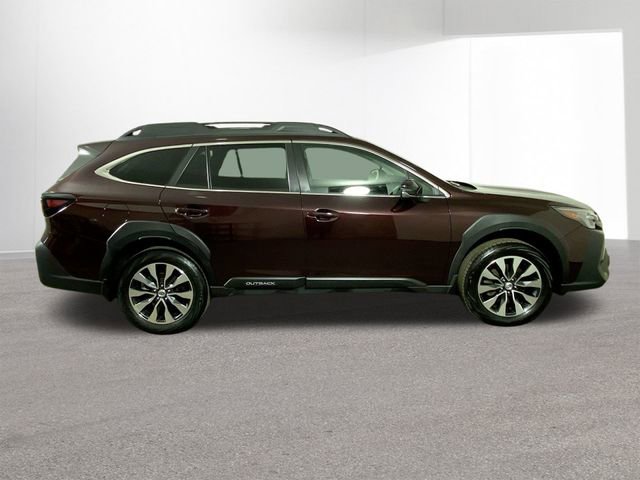 Used 2024 Subaru Outback Limited image 35
