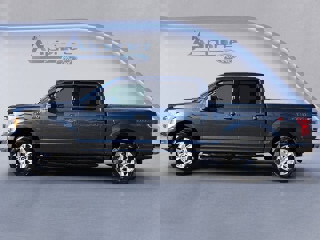 Used 2020 Ford F150 XLT image 2