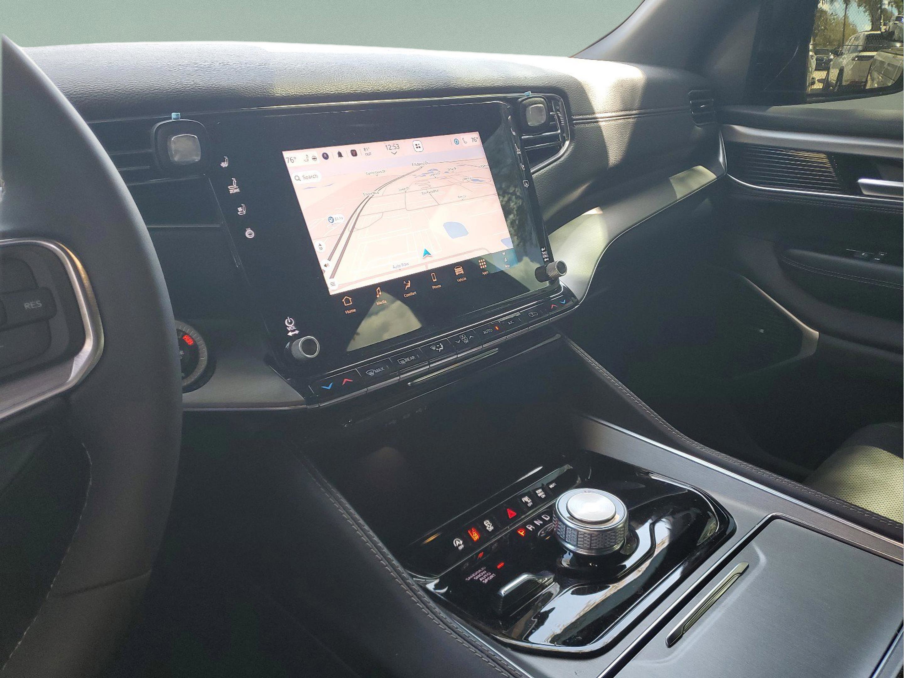 Used 2024 Jeep Wagoneer Series II image 24