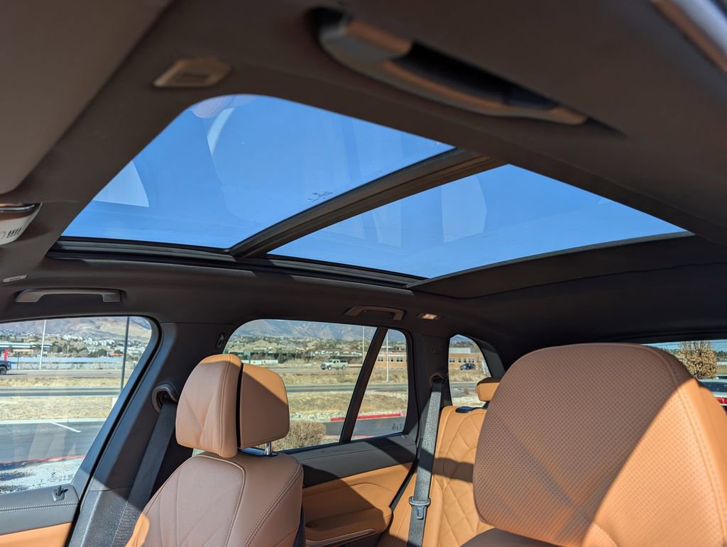 New 2026 BMW X5 xDrive40i w/ Climate Comfort Package image 13