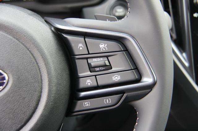 Certified 2025 Subaru Forester Limited image 22