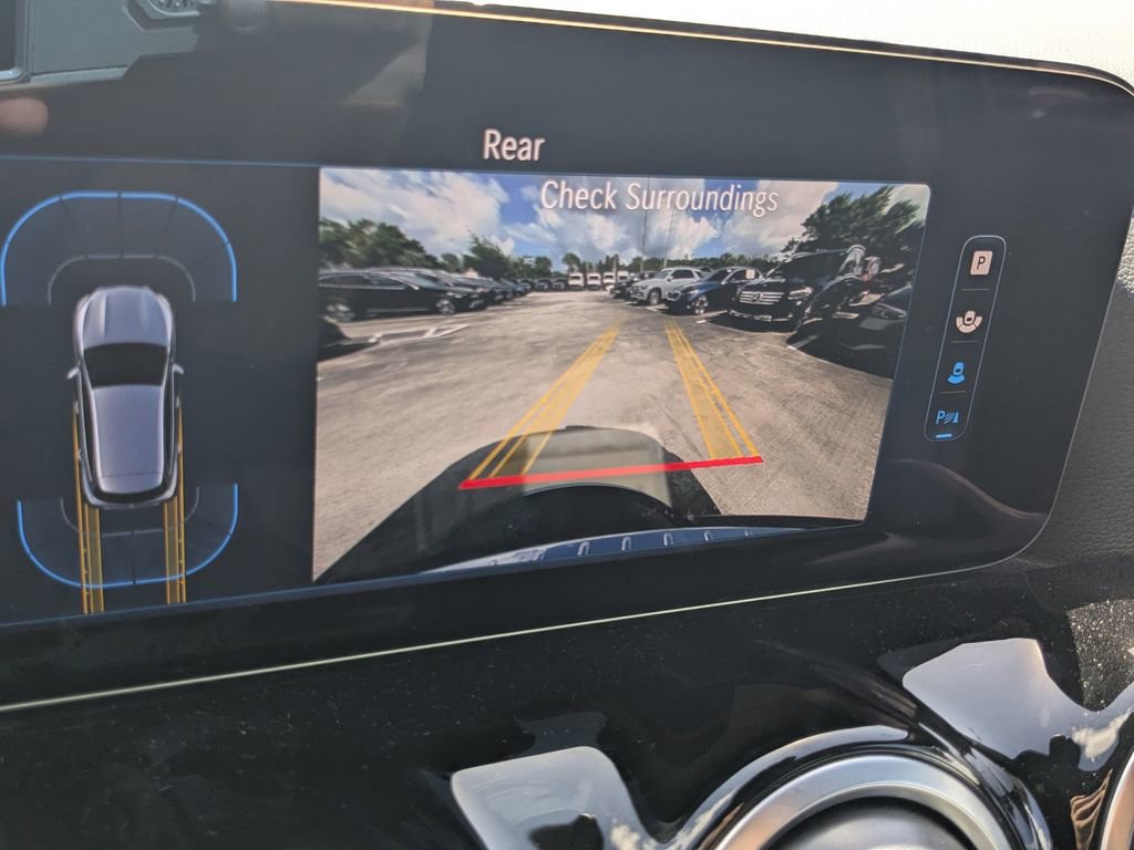 Used 2025 Mercedes-Benz GLA 250 4MATIC image 8