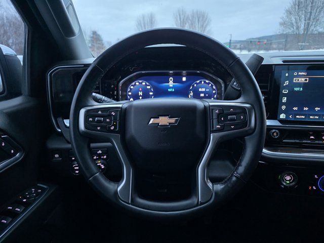 Used 2023 Chevrolet Silverado 1500 LT image 25