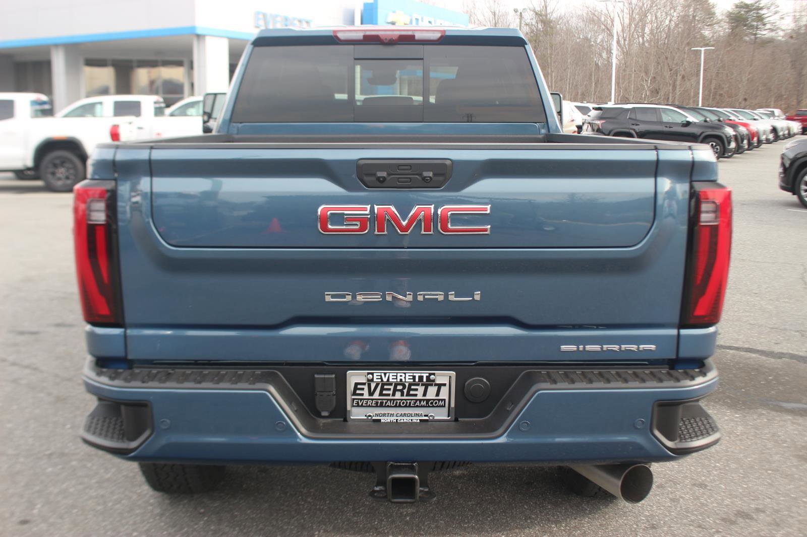 New 2026 GMC Sierra 2500 Denali w/ Denali Reserve Package image 6