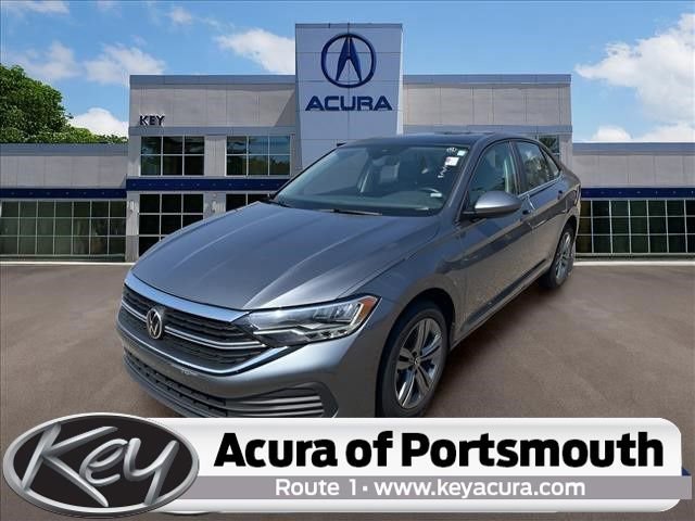 Used 2024 Volkswagen Jetta SE FWD image 1