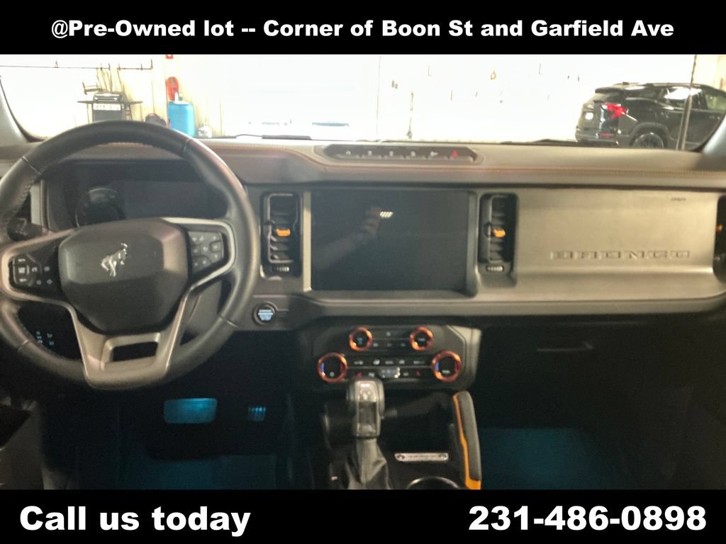 Used 2024 Ford Bronco Badlands w/ Sasquatch Package AWD/4WD image 18