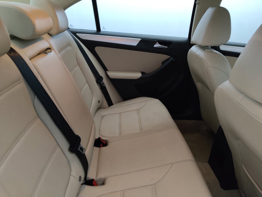 Used 2016 Volkswagen Jetta SEL Premium FWD image 19
