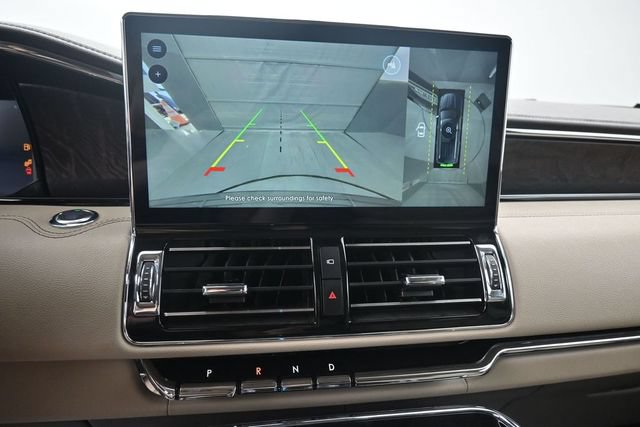 Used 2023 Lincoln Navigator Reserve w/ Equipment Group 201A AWD/4WD image 20