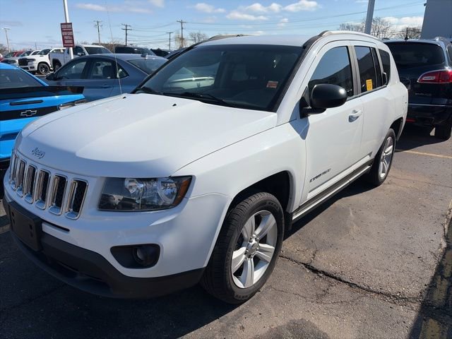 Used 2016 Jeep Compass Sport w/ Power Value Group image 2