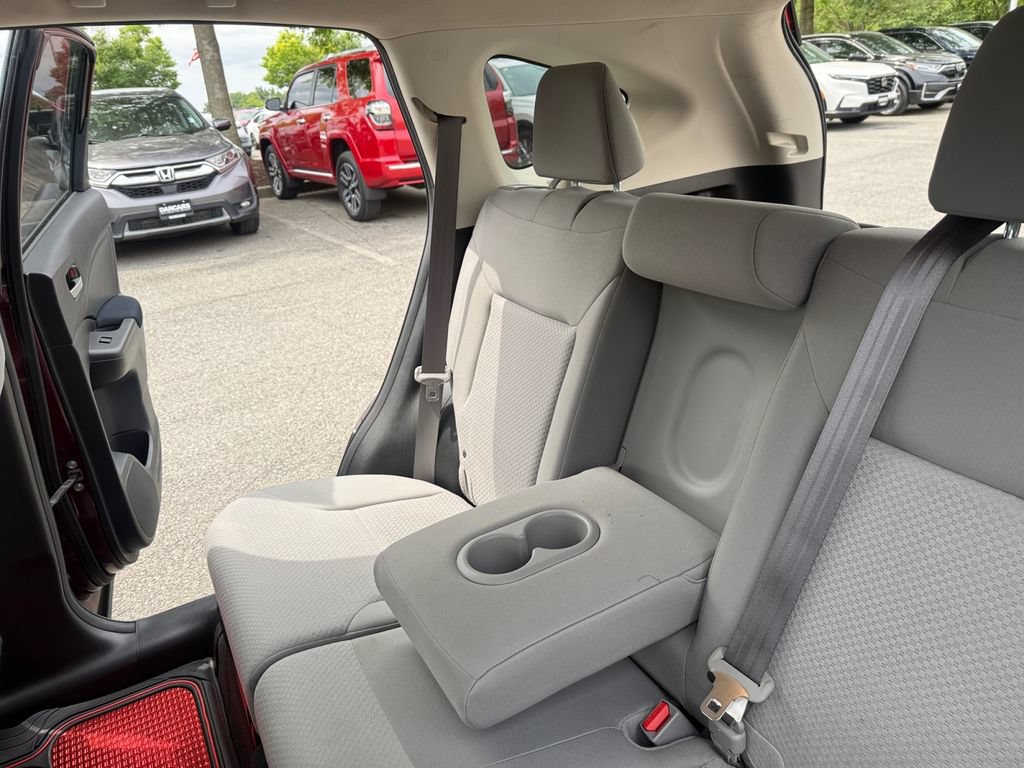 Used 2016 Honda CR-V SE image 26