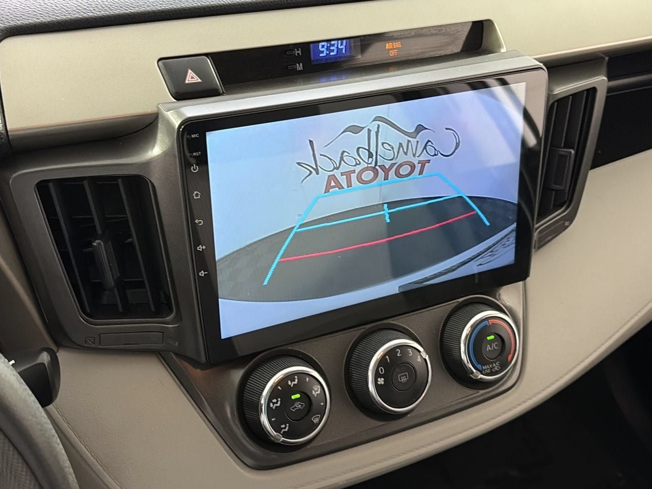 Used 2015 Toyota RAV4 LE FWD image 16