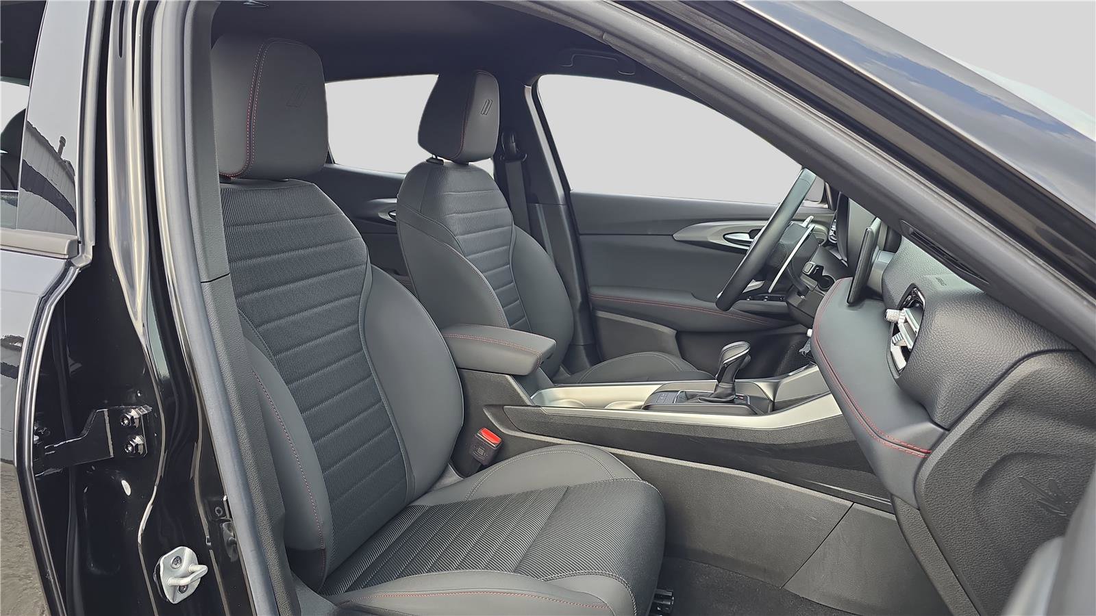 Used 2024 Dodge Hornet R/T w/ Tech Pack w/o Parking image 14