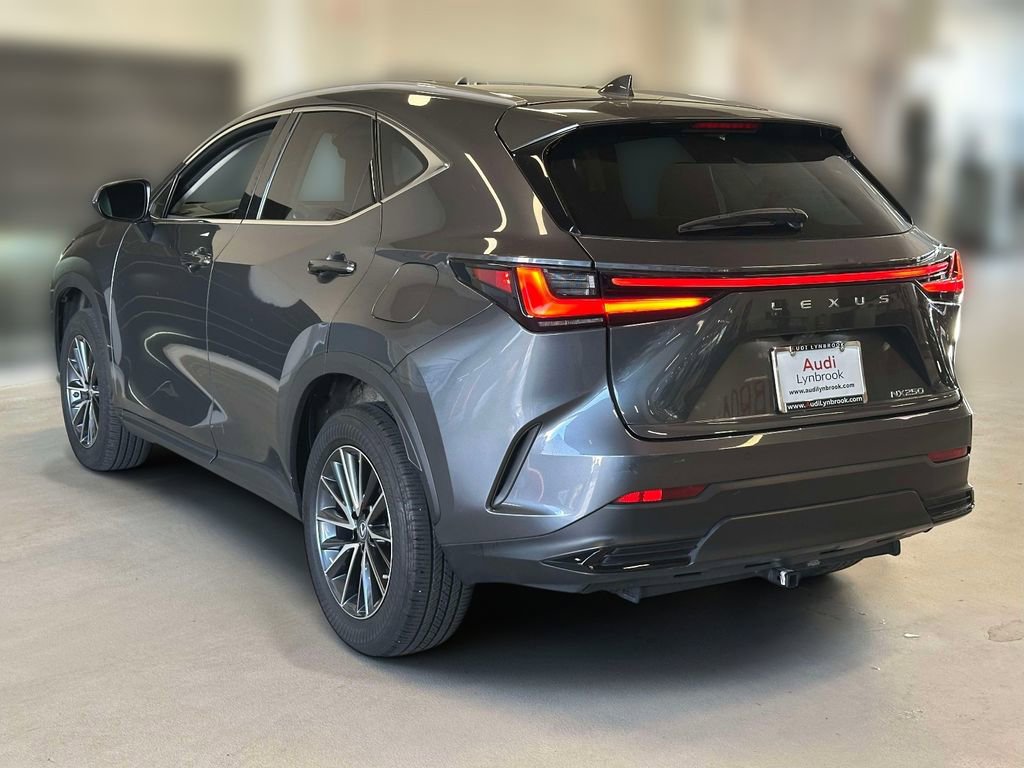 Used 2023 Lexus NX 250 FWD image 6