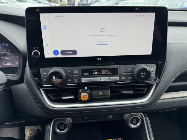 Used 2024 Toyota Grand Highlander AWD image 18