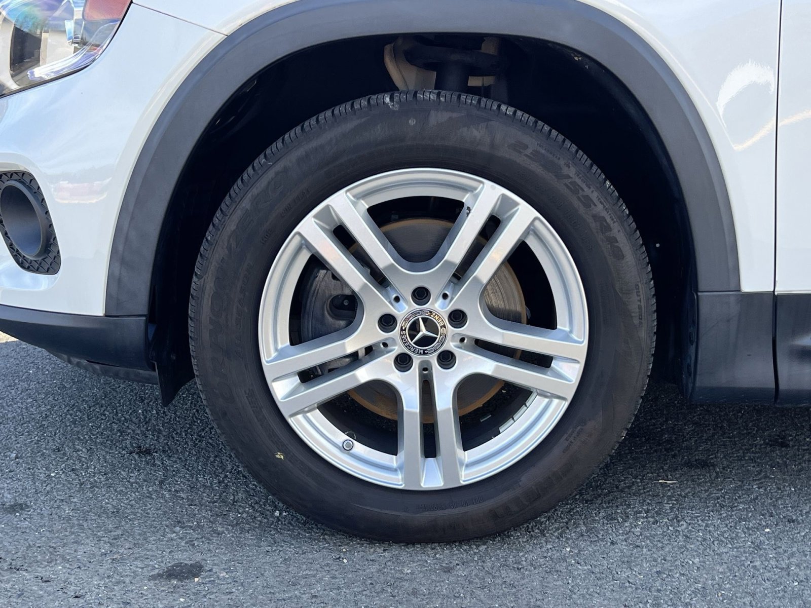 Used 2021 Mercedes-Benz GLB 250 4MATIC image 11