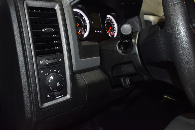 Used 2019 RAM 1500 Express w/ Express Value Package AWD/4WD image 19