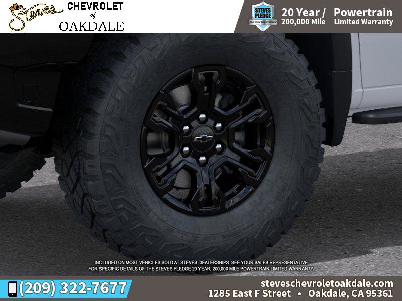 New 2026 Chevrolet Silverado 1500 ZR2 w/ Dark Appearance Package AWD/4WD image 9
