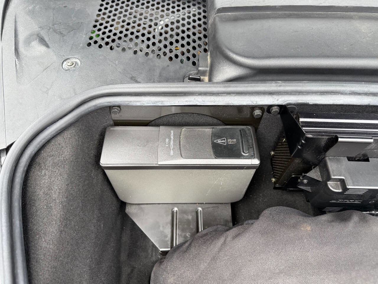 Used 2002 Porsche Boxster S image 31