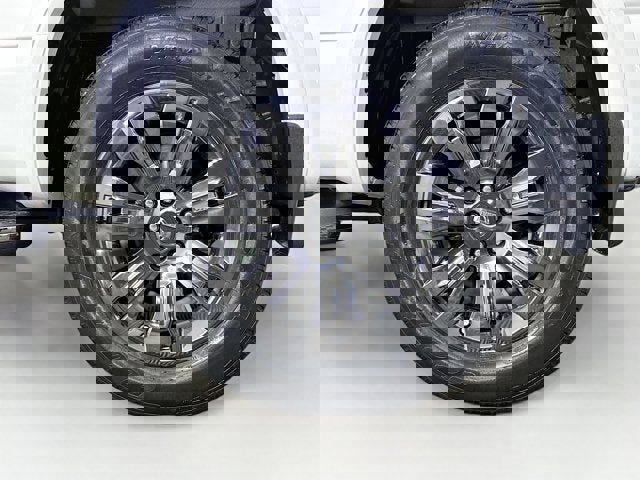 Used 2017 Nissan Titan Platinum Reserve image 28