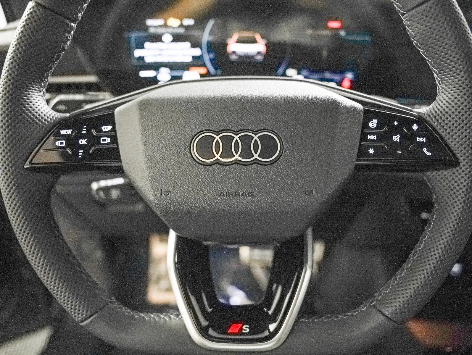 New 2025 Audi SQ6 e-tron Premium Plus image 15