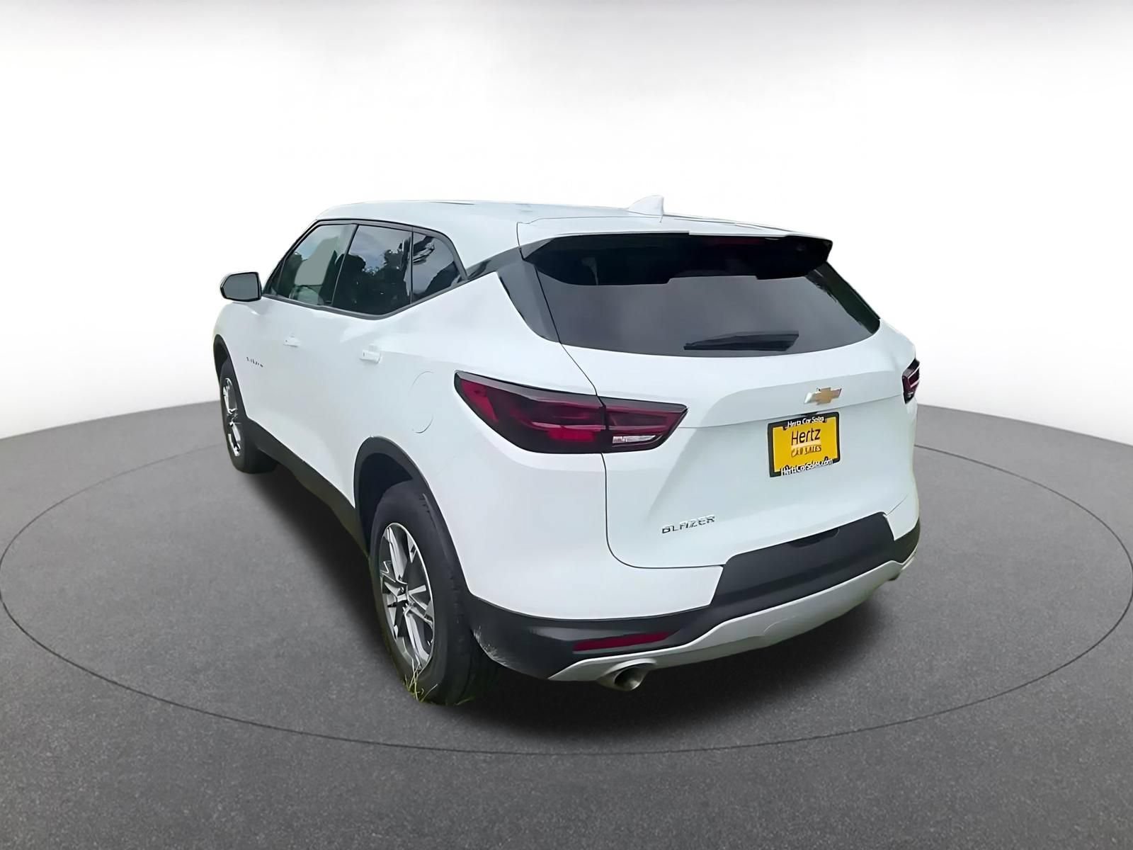 Used 2026 Chevrolet Blazer LT FWD image 10