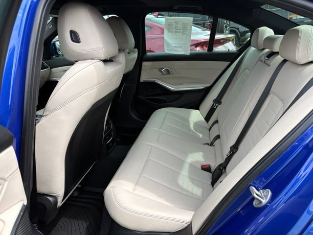 Used 2024 BMW 330i Sedan w/ M Sport Package RWD image 24