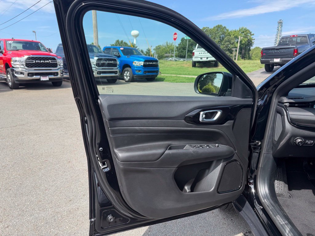 New 2026 Jeep Compass Latitude AWD/4WD image 12