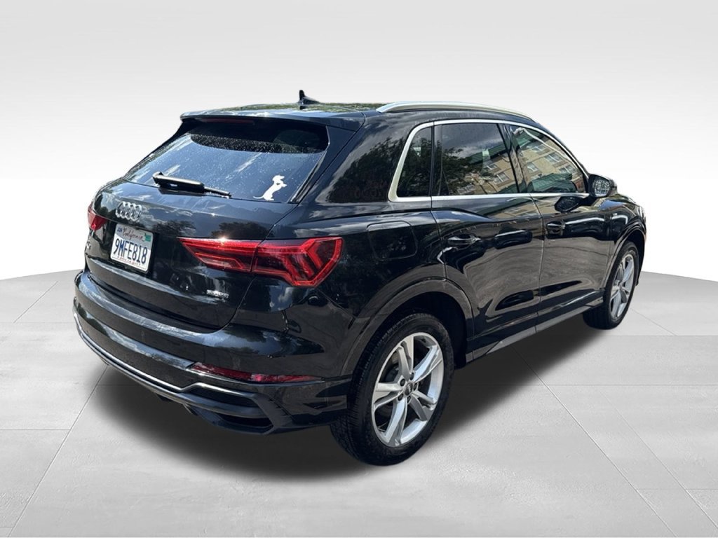 Used 2020 Audi Q3 2.0T Premium w/ Convenience Package AWD/4WD image 5