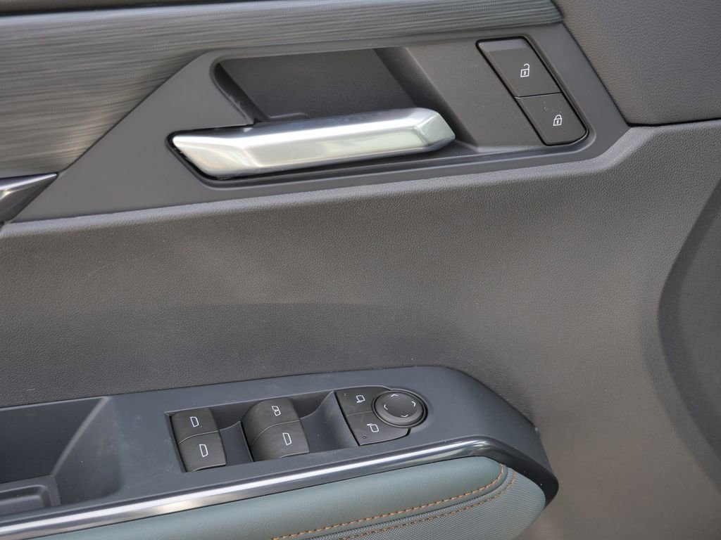 New 2026 GMC Acadia AT4 image 42