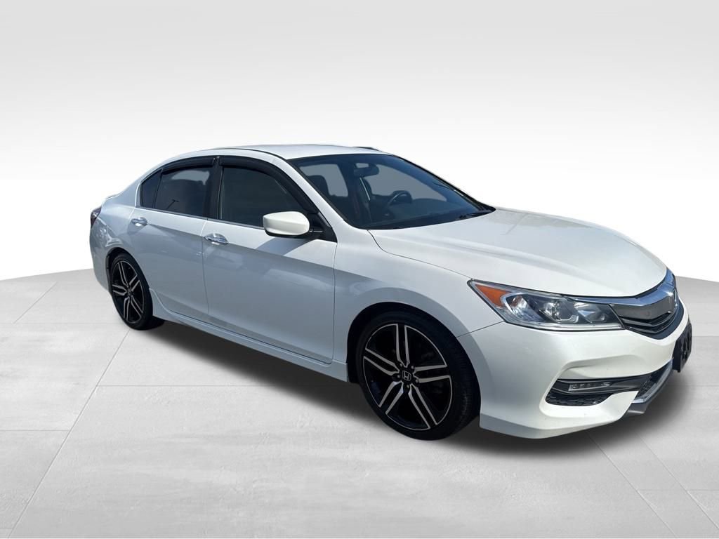 Used 2017 Honda Accord Sport image 7