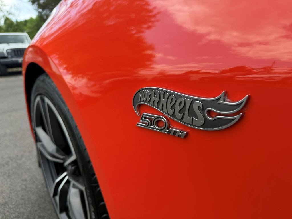 Used 2018 Chevrolet Camaro SS w/ Hot Wheels Edition RWD image 9
