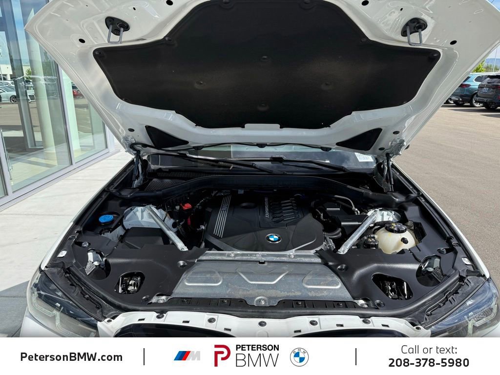 Used 2023 BMW X4 M40i AWD/4WD image 37