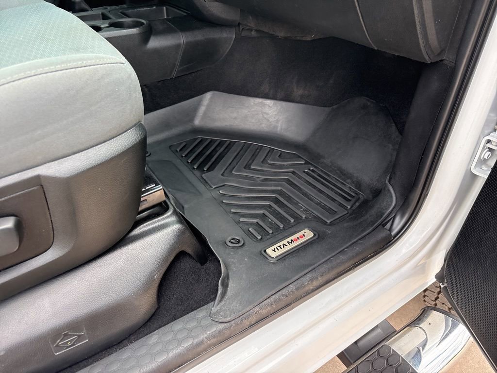 Used 2018 RAM 2500 Tradesman w/ Chrome Appearance Group image 28